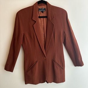 100% wool MAGASCHONI Blazer. Long style, cognac color, size 6